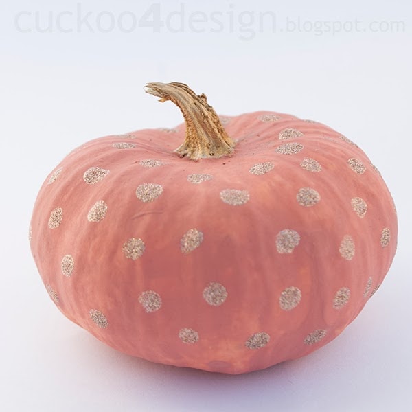 Annie Sloan Scandinavian pink pumpkin by cuckoo4design