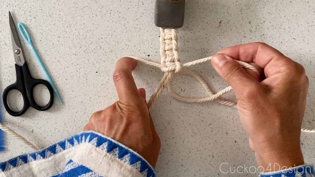 stacking the Square Knots for macrame dresser drawer pulls