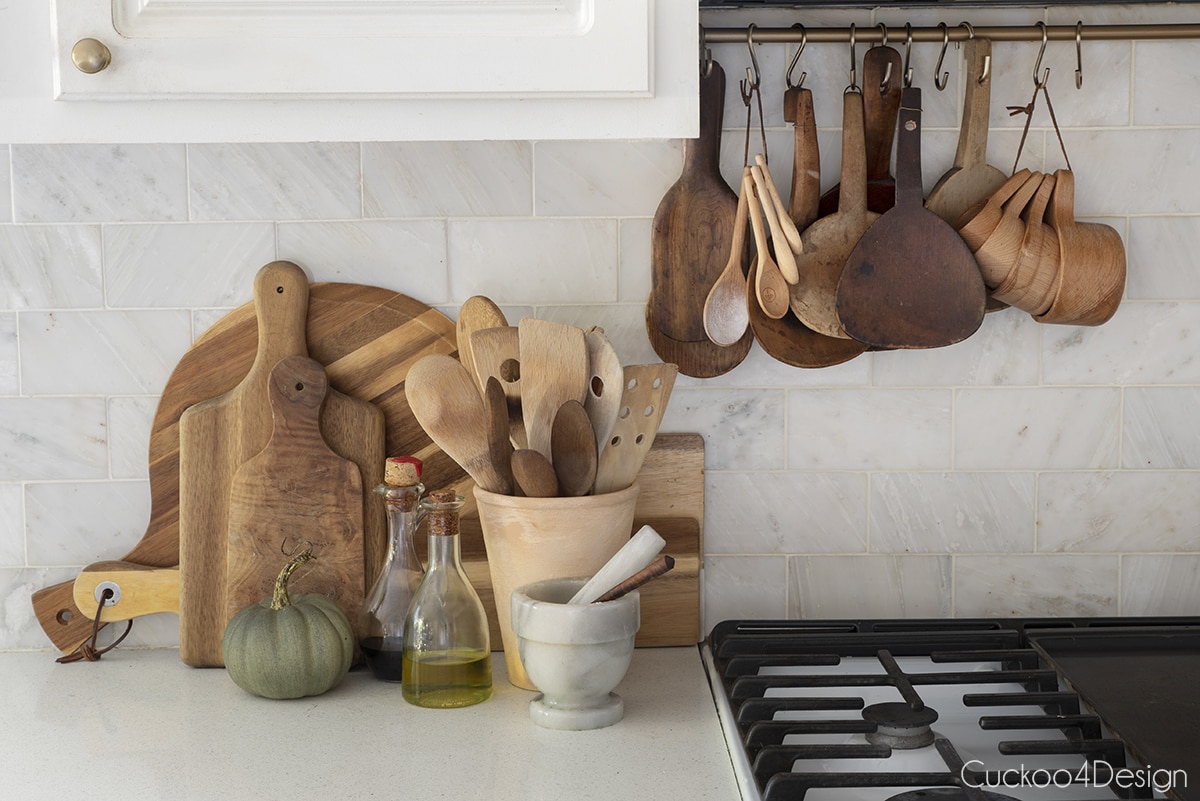 How to make a kitchen utensil rack