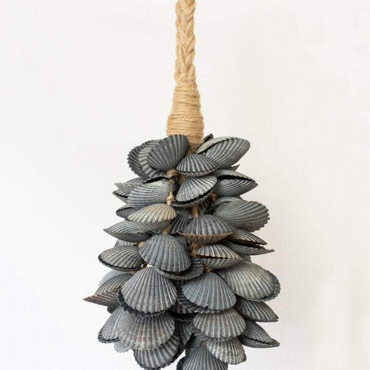 large seashell tassel with gray black bay scallop shells