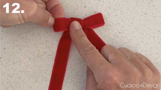 How to make a simple bow with thin ribbon - Cuckoo4Design