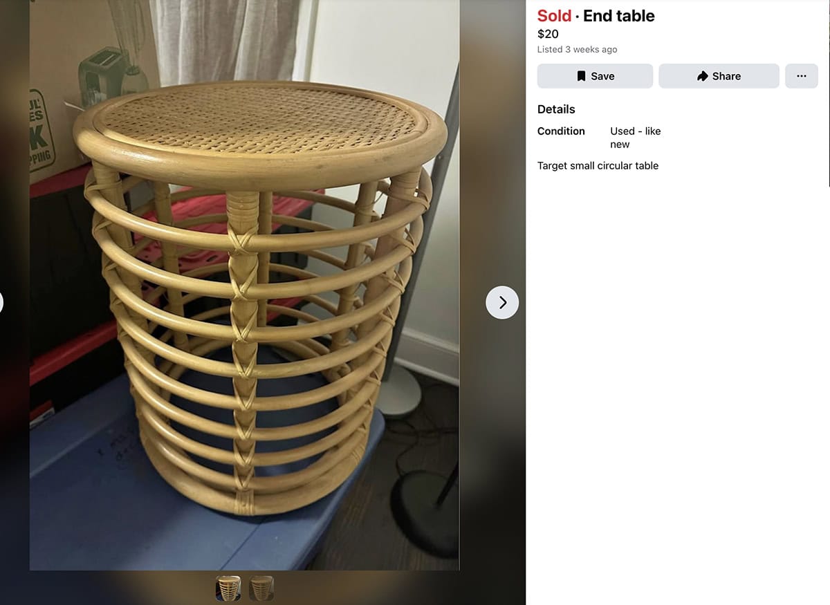 Facebook Marketplace listing photo of Threshold Vass accent table